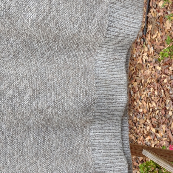 Between You & Me Tan Raglan Sleeve Sweater M - Picture 3 of 9